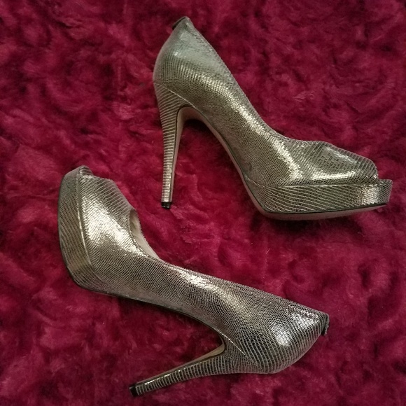 MICHAEL KORS METALLIC PEEP TOE STILETTO PUMPS - Picture 5 of 8